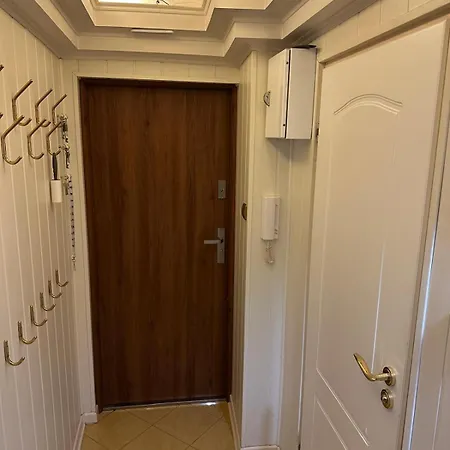 Apartment Chmielna 106b *